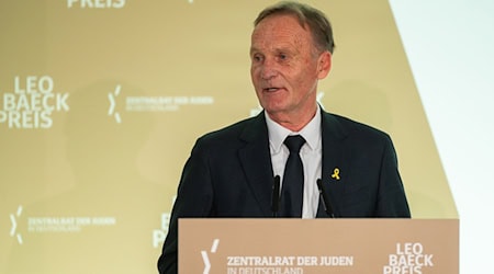 Für Hans-Joachim Watzke ist die Auszeichnung die «größte Ehre seines Lebens» / Foto: Christophe Gateau/dpa