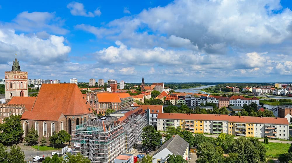 In Frankfurt (Oder) sollen künftig die kulturellen Angebote auch für die Menschen auf der polnischen Seite der Doppelstadt geöffnet werden. (Symbolbild) / Foto: Patrick Pleul/dpa/ZB