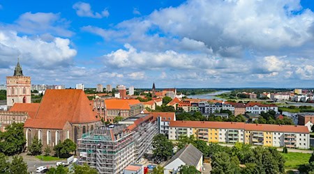 In Frankfurt (Oder) sollen künftig die kulturellen Angebote auch für die Menschen auf der polnischen Seite der Doppelstadt geöffnet werden. (Symbolbild) / Foto: Patrick Pleul/dpa/ZB