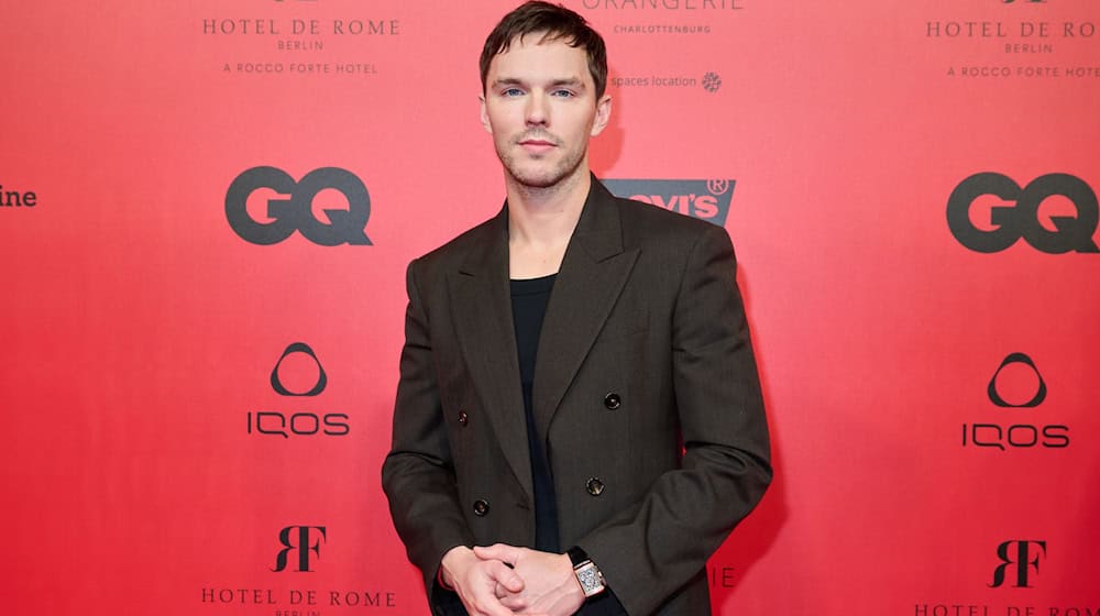 Schauspieler Nicholas Hoult ist für die deutsche GQ der Schauspieler des Jahres. / Foto: Annette Riedl/dpa