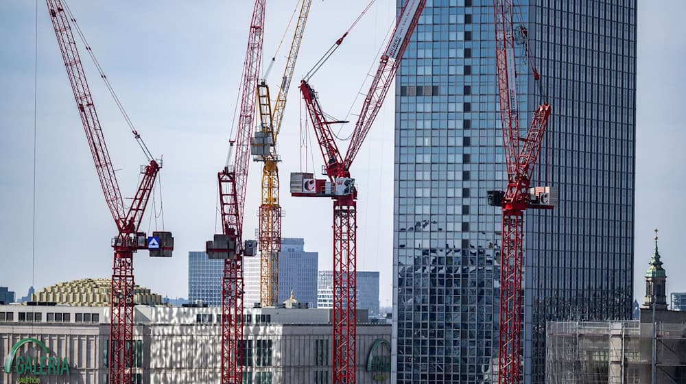 Der Berliner Senat möchte vor allem beim Wohnungsbau das Tempo erhöhen. (Archivbild)  / Foto: Soeren Stache/dpa