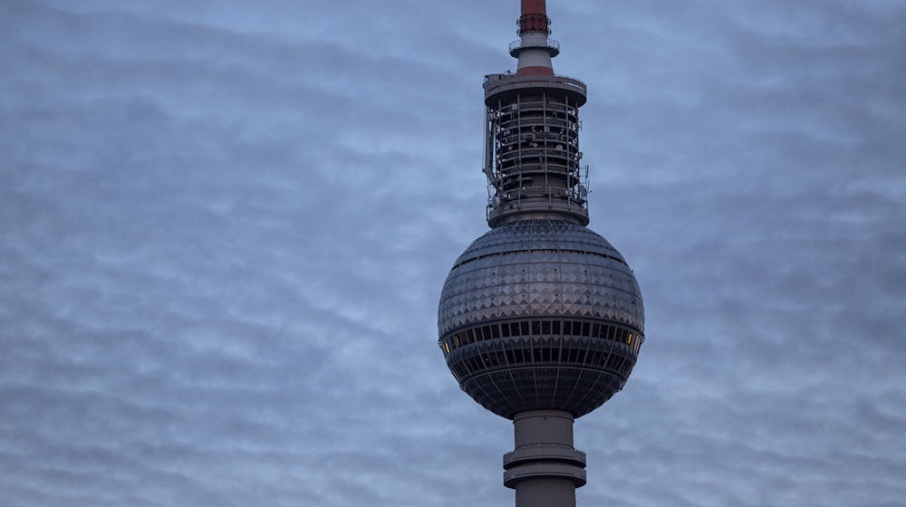 Einige Bereiche des Alexanderplatzes wurden in Fernsehturm-Nähe gesperrt (Archivbild) / Foto: Hannes P. Albert/dpa