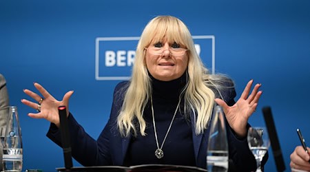 Berlins Innensenatorin Iris Spranger zeigt sich zuversichtlich über die Organisation einer pannenfreien Bundestagswahl. (Archivbild) / Foto: Markus Lenhardt/dpa