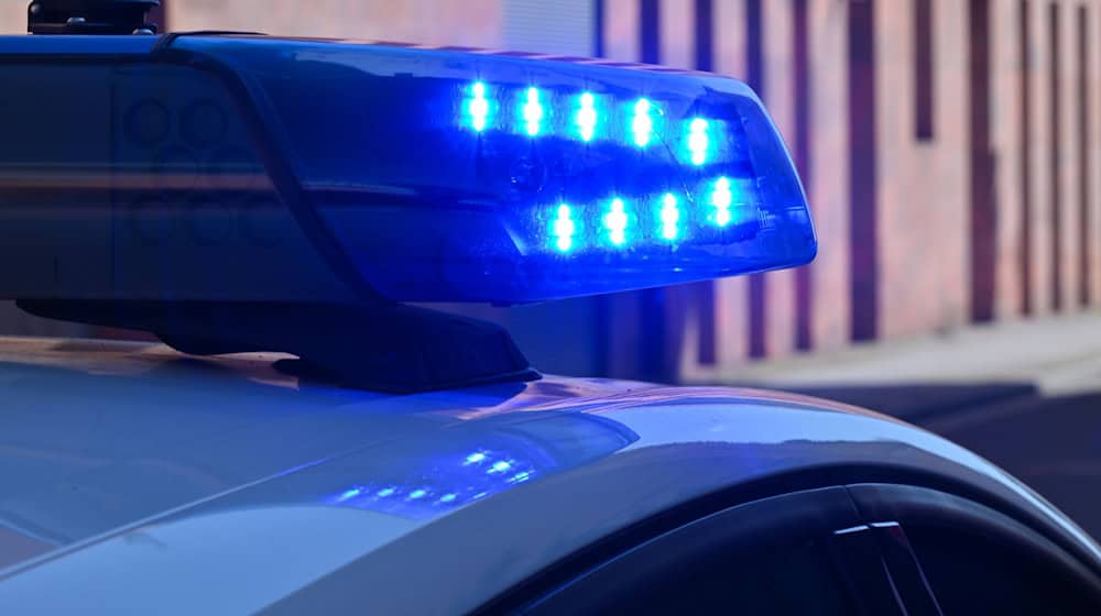 Die Polizei prüft in Potsdam einen Sprengstoffverdacht (Symbolbild). / Foto: Patrick Pleul/dpa