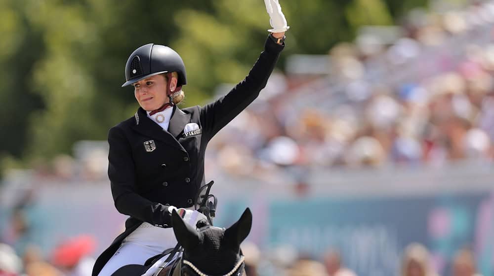 Bei der Potenzialanalyse des deutschen Sommersports ist das Dressurreiten mit Olympiasiegerin Jessica von Bredow-Werndl ganz vorne. / Foto: Rolf Vennenbernd/dpa