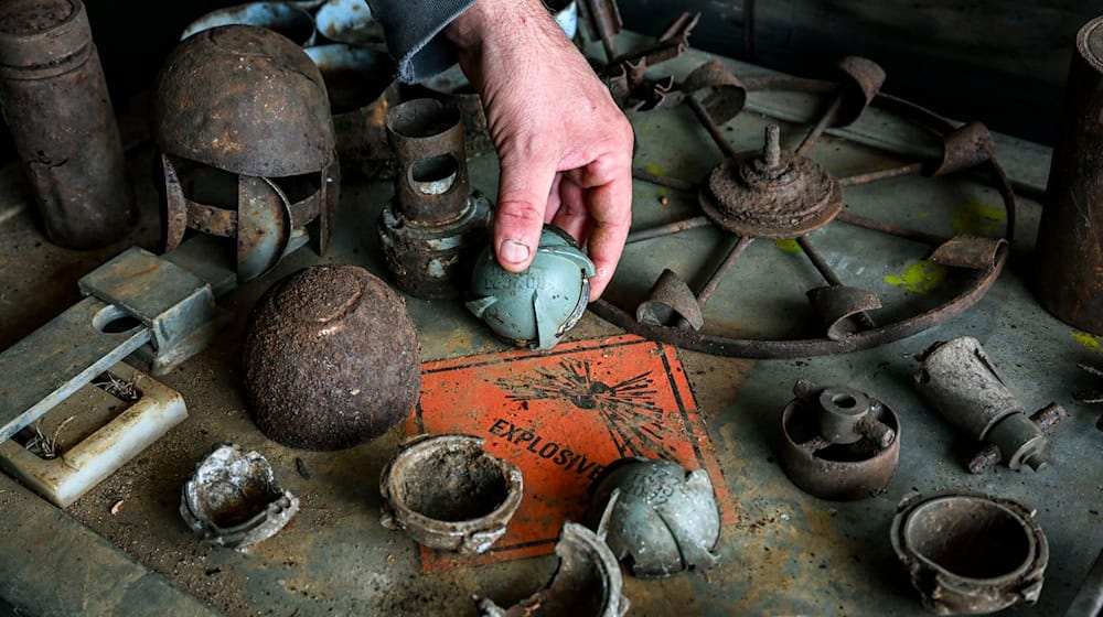 In Brandenburg sind 2024 rund 340 Tonnen alter Kampfmittel gefunden worden. (Symbolbild) / Foto: Jens Kalaene/dpa