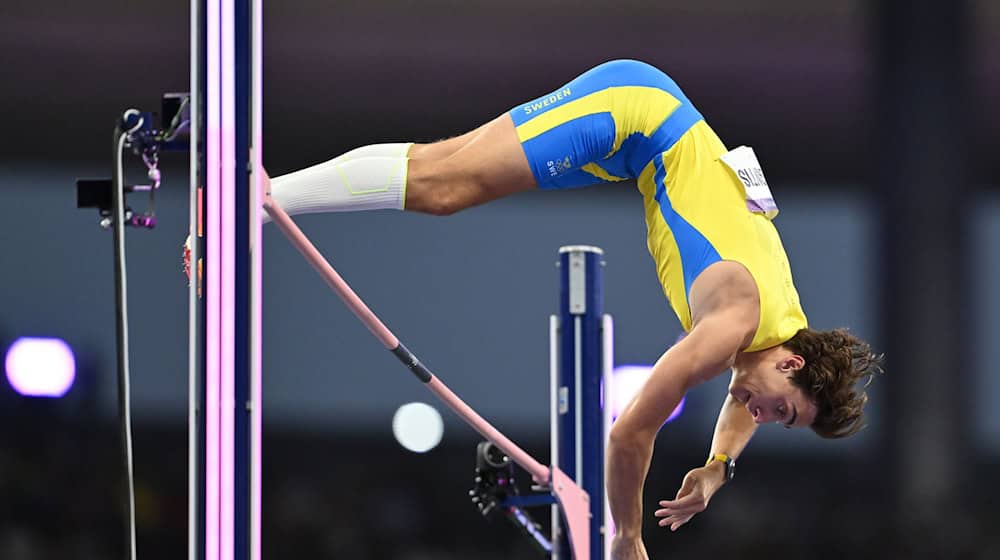 Armand Duplantis will beim Istaf Indoor in Berlin seinen Rekord verbessern. / Foto: Sven Hoppe/dpa