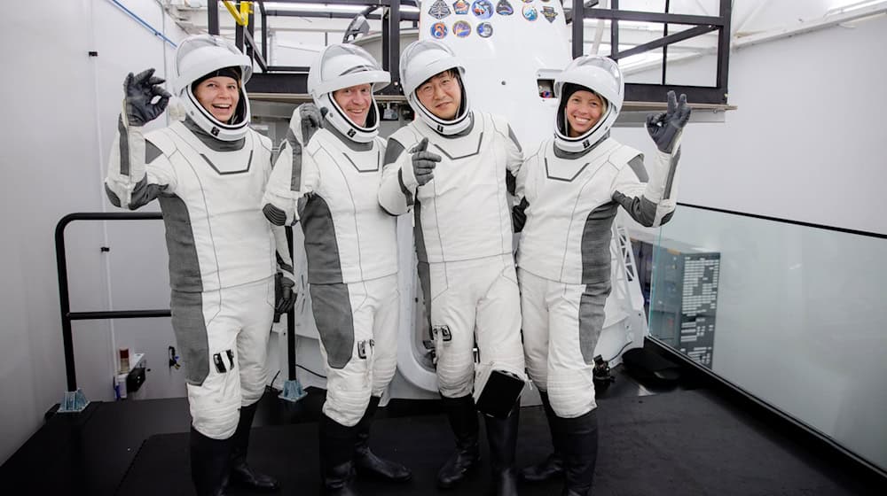 Rabea Rogge, Eric Philips, Chun Wang und  Jannicke Mikkelsen (von links nach rechts) absolvierten ein monatelanges Training in der Kapsel.  / Foto: SpaceX/dpa