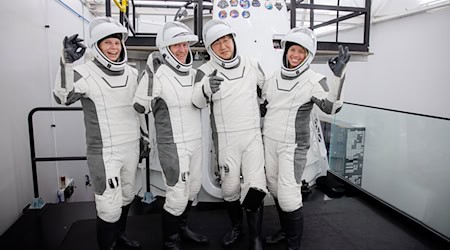 Rabea Rogge, Eric Philips, Chun Wang und  Jannicke Mikkelsen (von links nach rechts) absolvierten ein monatelanges Training in der Kapsel.  / Foto: SpaceX/dpa