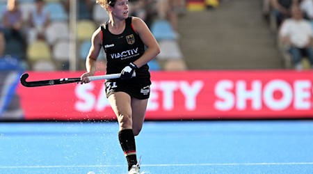 Linnea Weidemann steht mit ihrem BHC im Final Four der Hallenhockey-DM. / Foto: Federico Gambarini/dpa