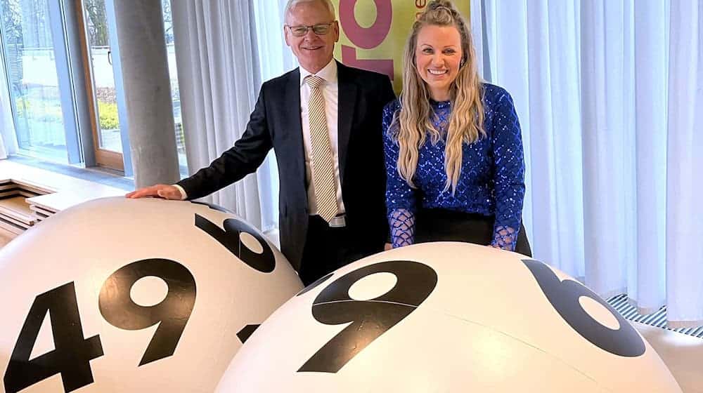 Das Lottoglück in der Spielart Glücksrakete war in der jüngsten Ziehung einem Spieler in Brandenburg besonders wohlgesonnen.  / Foto: Frank Pfaff/dpa