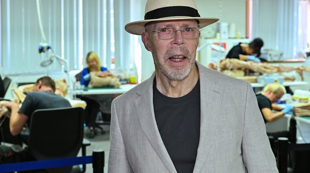 Gunther von Hagens hat seine Erfindung patentieren lassen (Archivbild). / Foto: Patrick Pleul/dpa