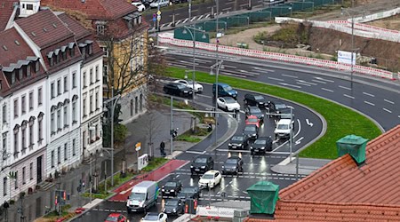 In Berlin gibt es viel Autoverkehr und viel Staus. (Archivbild) / Foto: Jens Kalaene/dpa