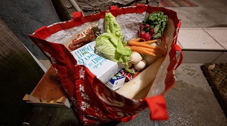 Verschiedene Maßnahmen sollen die Lebensmittelverschwendung reduzieren. (Symbolbild)  / Foto: Marijan Murat/dpa