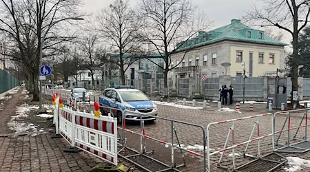  Ein 18-Jähriger soll einen Anschlag auf die israelische Botschaft geplant haben. / Foto: Julius-Christian Schreiner/-/dpa