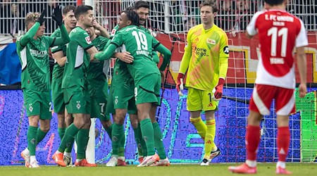 Wenn Gladbach schnell kombinierte, wurd's mehr als gefährlich für Union.  / Foto: Andreas Gora/dpa