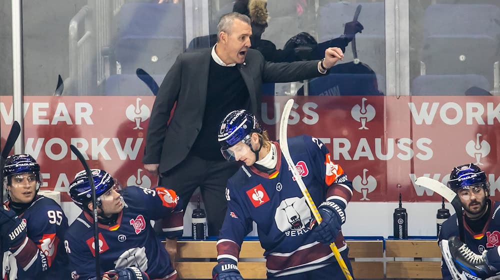 Coach Serge Aubin verlor mit den Eisbären Berlin in Frankfurt. / Foto: Andreas Gora/dpa