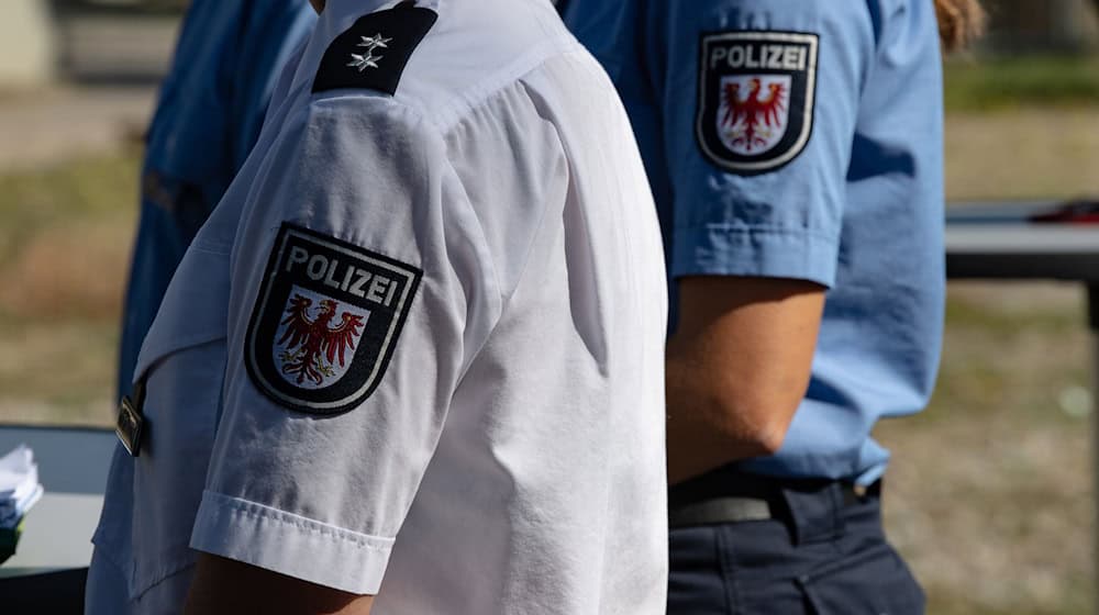 Ein neues Wohnheim für Polizeianwärter soll im ersten Quartal 2026 fertig sein. Die Arbeiten kommen laut Innenministerium zügig voran. (Archivbild)  / Foto: Paul Zinken/dpa