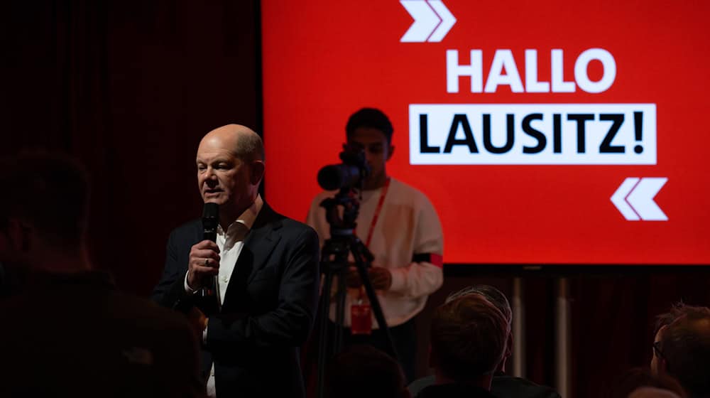 Kanzler Olaf Scholz (SPD) wirft Unions-Kanzlerkandidat Friedrich Merz Unwahrheit im Streit um die Migrationspolitik vor. / Foto: Soeren Stache/dpa