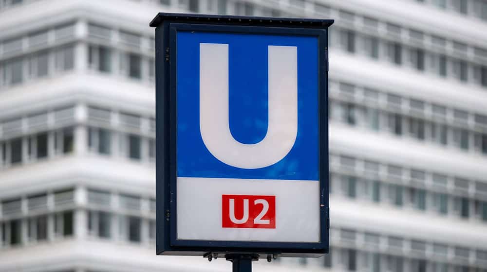 Auch die U2 war von den technischen Problemen betroffen. (Archivbild) / Foto: Monika Skolimowska/dpa