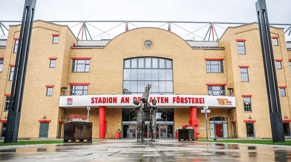 Bis Ende 2027 soll das Stadion an der Alten Försterei rund 40.000 Zuschauer fassen. / Foto: Andreas Gora/dpa