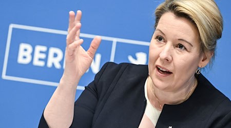 Berlins Wirtschaftssenatorin Franziska Giffey (SPD) wünscht sich, dass Berliner Themen bei Koalitionsverhandlungen berücksichtigt werden.  / Foto: Jens Kalaene/dpa