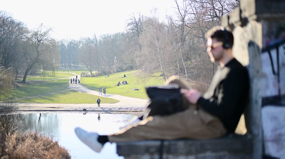 Die Woche beginnt für die Menschen in Berlin und Brandenburg mit viel Sonne. (Symbolbild) / Foto: Sebastian Gollnow/dpa