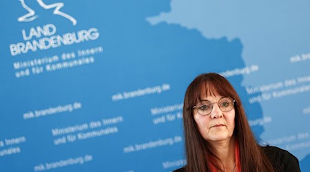 Innenministerin Katrin Lange (SPD) hatte auf eine Änderung falscher Daten in der Kriminalstatistik der Polizei Brandenburg für 2024 gedrungen. (Archivbild) / Foto: Hannes P. Albert/dpa