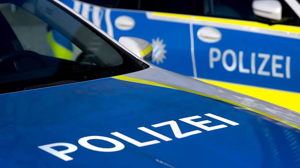 Eine Frau wird mit brennendem Deospray angegriffen. / Foto: Sven Hoppe/dpa