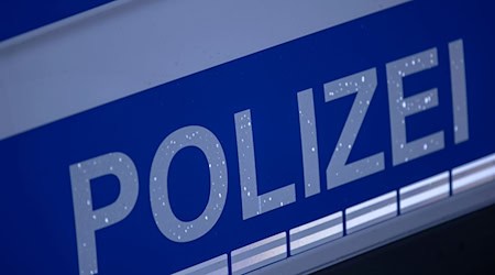 Ein 16-Jähriger ist bei einem Verkehrsunfall schwer verletzt worden. (Symbolbild) / Foto: Jens Büttner/dpa-Zentralbild/dpa