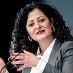 Berlins Arbeitssenatorin Cansel Kiziltepe (SPD) stößt mit einer Äußerung zu Tesla auf Kritik im Nachbarland Brandenburg (Archivbild). / Foto: Britta Pedersen/dpa