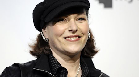 Anna R. starb im März - posthum erscheint im September ein komplett neues Album. (Archivbild) / Foto: Rainer Jensen/dpa