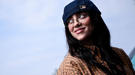 Billie Eilish setzt sich für mehr Rücknahme ein. / Foto: Britta Pedersen/dpa