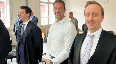 In zwei Verfahren streiten Bobic und die Hertha. / Foto: David Langenbein/dpa