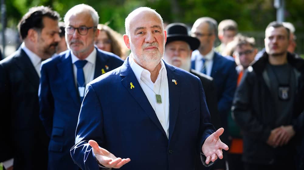 Israels Botschafter in Deutschland, Ron Prosor, verurteilte die Schüsse in Washington als Resultat der Dämonisierung Israels.  / Foto: Bernd von Jutrczenka/dpa