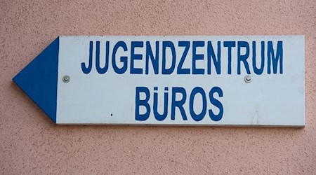 Zu den Wünschen junger Menschen zählt die eigene Freizeitgestaltung, Selbstbestimmung und Beteiligung (Archivbild). / Foto: Armin Weigel/dpa