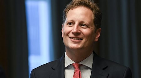 Die öffentliche Hand hatte seit 2014 mit Georg Friedrich Prinz von Preußen als Oberhaupt der Familie über die Rückgabe von zahlreichen Kunstobjekten verhandelt. (Archivbild) / Foto: Jens Kalaene/dpa-Zentralbild/dpa
