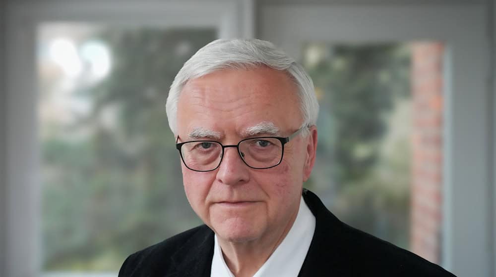 «Ich verstehe seinen Friedensappell als einen geistlichen und einen politischen», sagt Erzbischof Koch (Archivbild).  / Foto: Soeren Stache/dpa