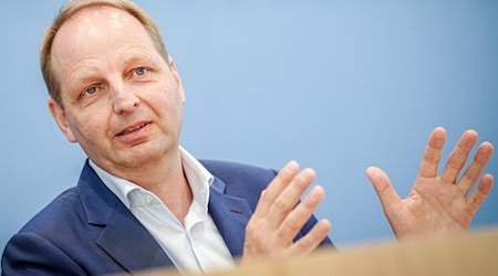 Der frühere Berliner Bundestagsabgeordnete Heilmann ist weiter Vorsitzender der Klimaunion. (Archivbild) / Foto: Kay Nietfeld/dpa