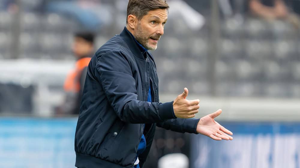 Stefan Leitl wird auch nächste Saison Hertha BSC trainieren.  / Foto: Soeren Stache/dpa