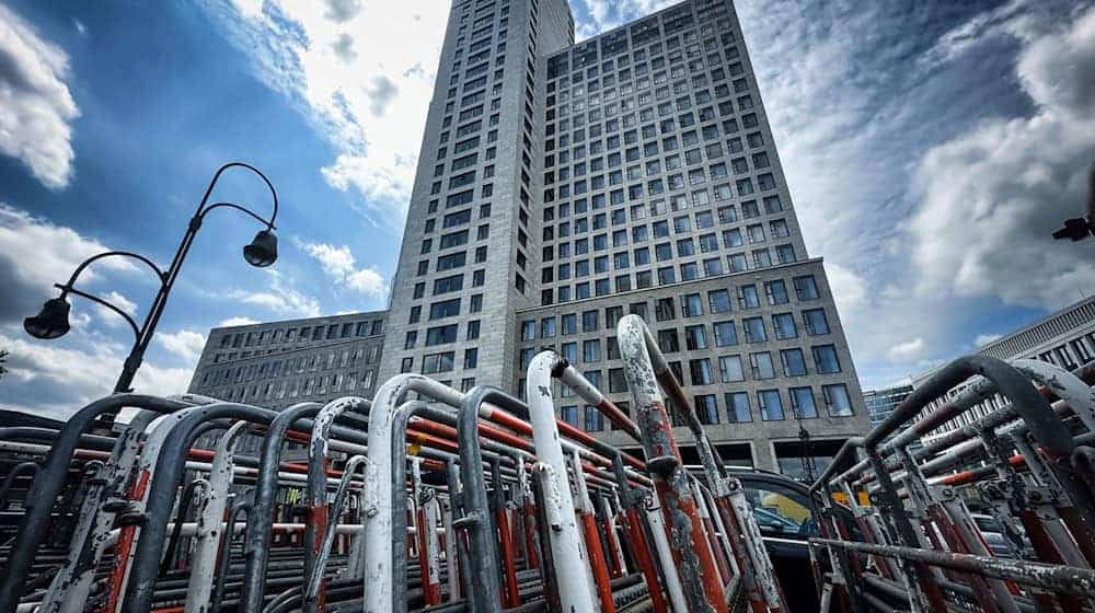 Montag ist wegen des israelischen Staatsbesuchs mit Absperrungen und Staus zu rechnen.  / Foto: Paul Zinken/dpa