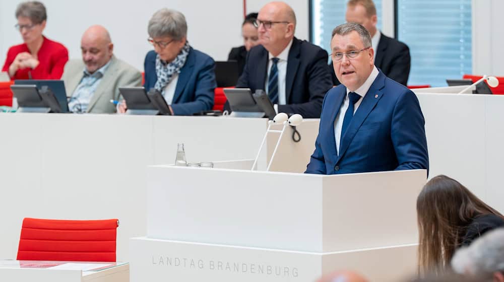 Nach dem Streit um die zurückgetretene SPD-Innenministerin debattiert der Landtag über die Unabhängigkeit des Verfassungsschutzes.  / Foto: Soeren Stache/dpa