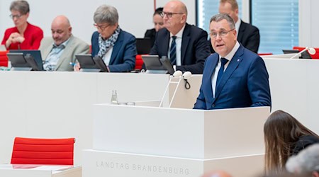 Nach dem Streit um die zurückgetretene SPD-Innenministerin debattiert der Landtag über die Unabhängigkeit des Verfassungsschutzes.  / Foto: Soeren Stache/dpa