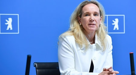 Die künftige Kultursenatorin Sarah Wedl-Wilson arbeitete bisher als Staatssekretärin. (Archivbild)   / Foto: Paul Zinken/dpa