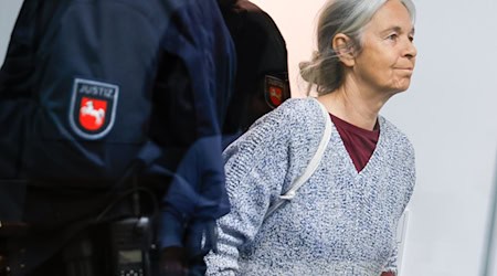 Die Festnahme der früheren RAF-Terroristin Daniela Klette soll im Prozess thematisiert werden. (Archivbild) / Foto: Focke Strangmann/Getty Images Europe/Pool/dpa