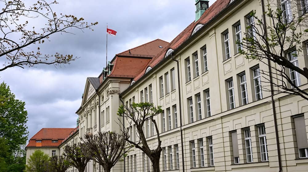 Die Staatskanzlei bekommt mit Ines Filohn eine Regierungssprecherin. (Symbolbild) / Foto: Jens Kalaene/dpa