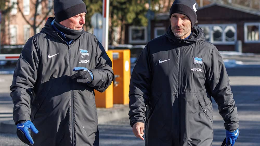 Armin Reutershahn (l) bekam nach seiner Verpflichtung mit Stefan Leitl schnell einen neuen Chef. / Foto: Andreas Gora/dpa