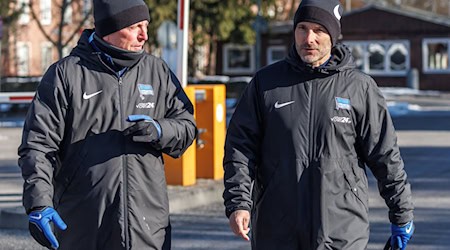 Armin Reutershahn (l) bekam nach seiner Verpflichtung mit Stefan Leitl schnell einen neuen Chef. / Foto: Andreas Gora/dpa