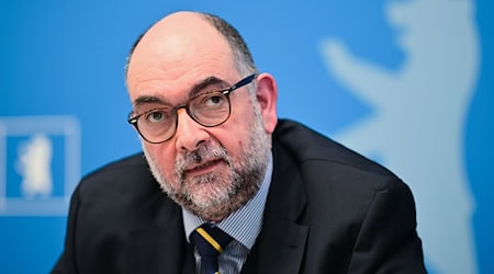 Der Berliner Verfassungsschutz soll sich künftig auch über Verdachtsfälle äußern dürfen. / Foto: Sebastian Christoph Gollnow/dpa