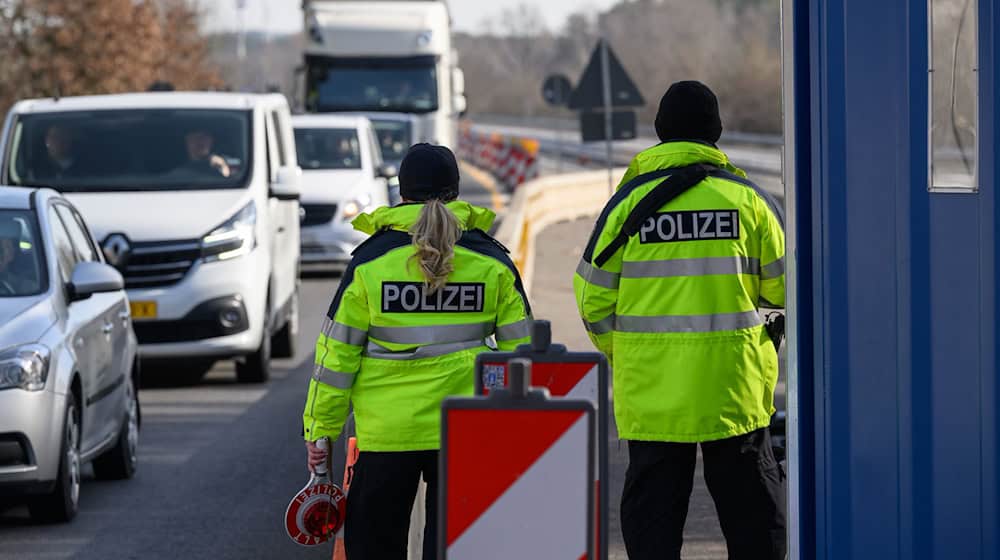 Feste Kontrollen an der deutsch-polnischen Grenze gibt es seit Herbst 2023. (Archivbild) / Foto: Patrick Pleul/dpa